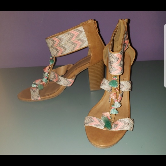 Charlotte russe heels - Picture 3 of 6